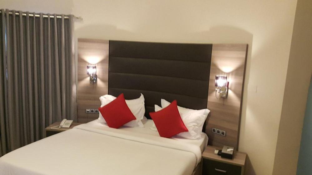Scarlet Lodge Lagos Ngoại thất bức ảnh