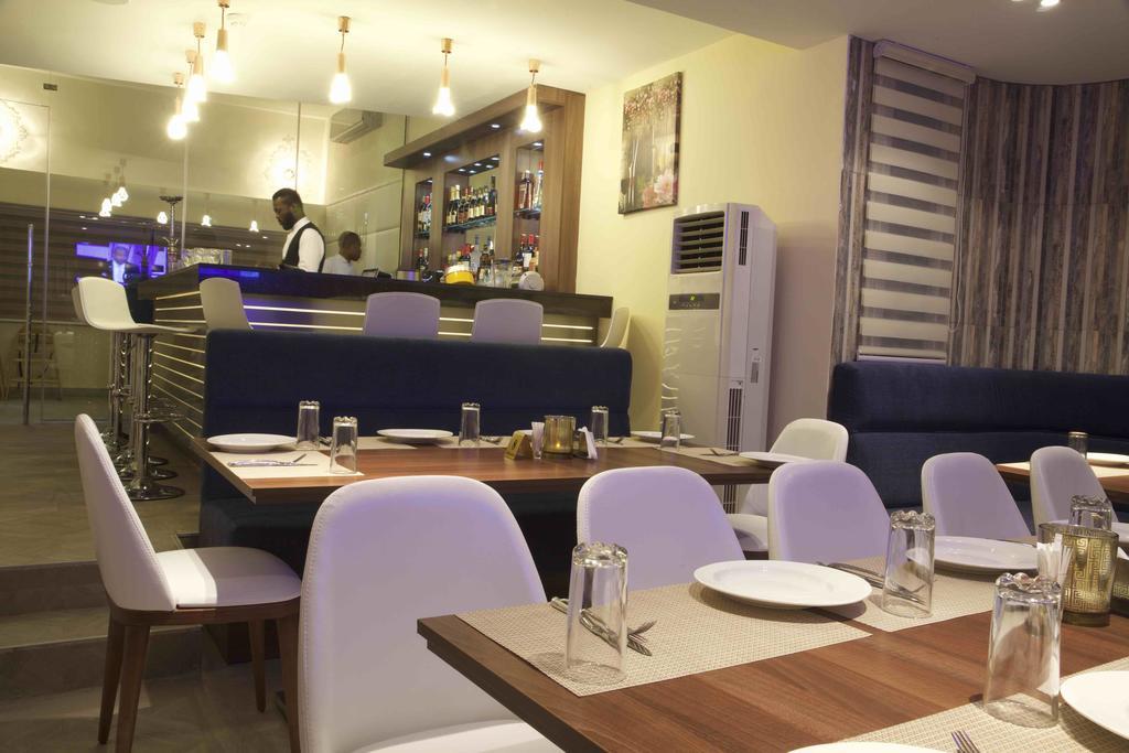 Scarlet Lodge Lagos Ngoại thất bức ảnh
