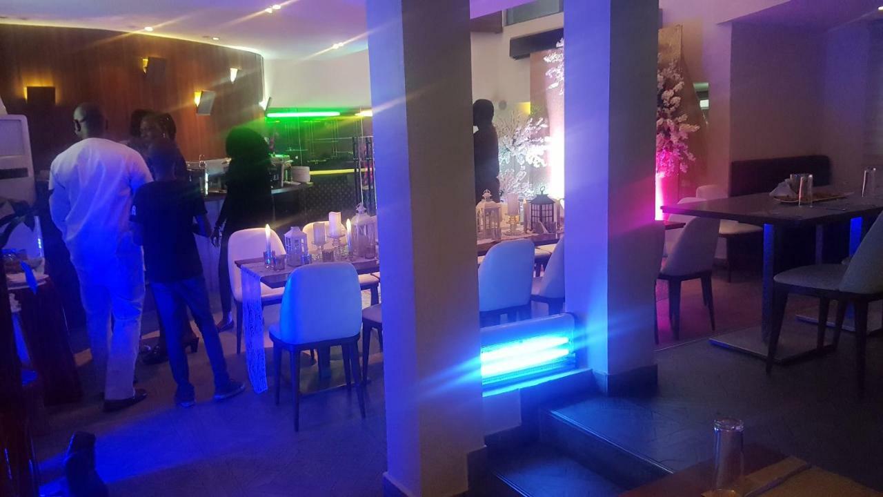 Scarlet Lodge Lagos Ngoại thất bức ảnh